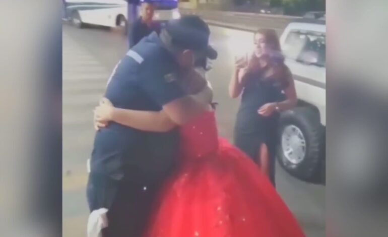  Quinceañera sorprende a su padre que no pudo asistir a su fiesta en Torreón.