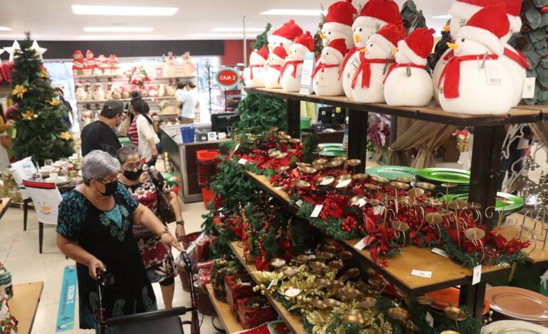 Texas adelanta ventas navideñas para atraer a turistas mexicanos