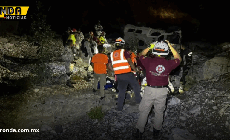 Vuelca camioneta de la Guardia Nacional en carretera Linares-San Roberto; hay 5 heridos