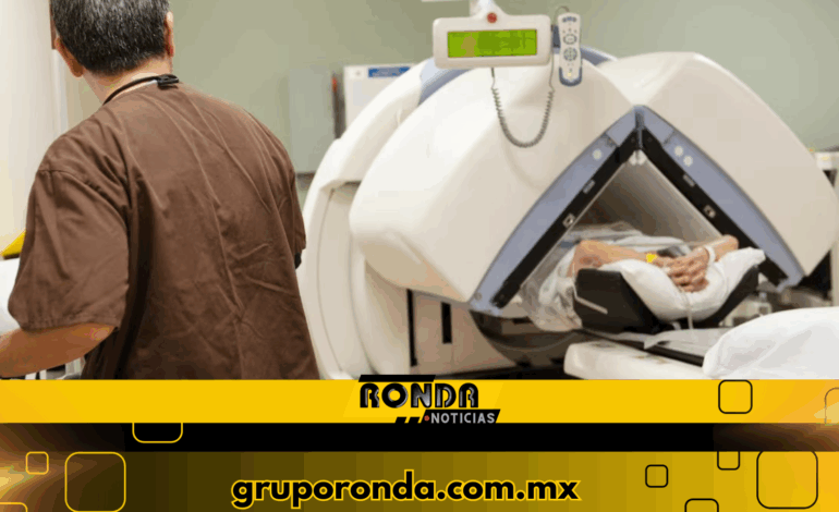Muere en Nueva York un hombre arrastrado en una máquina de resonancia magnética por la cadena metálica que llevaba en el cuello