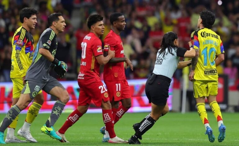 Sancionan a Helinho y Mohamed tras polémica en América vs Toluca