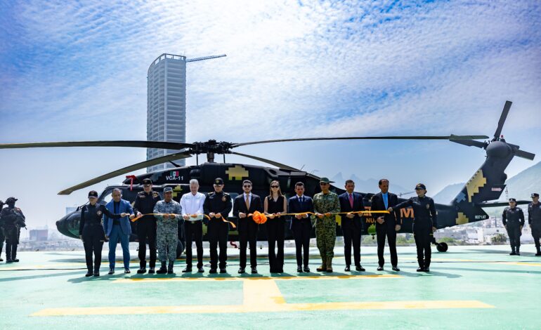  Gobernador suma segundo Black Hawk a Fuerza Civil en NL