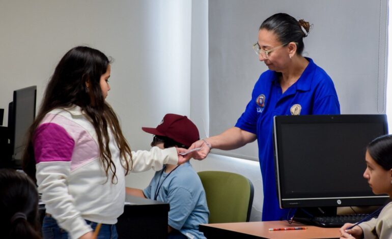 UANL impulsa curso de verano para aprender inglés con inmersión total