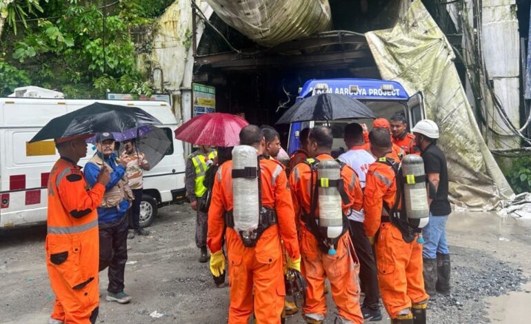 Explosión en túnel de India deja 11 muertos y 14 desaparecidos