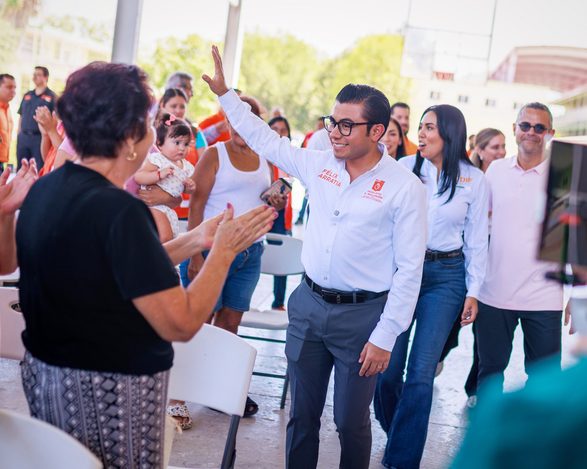  FÉLIX ARRATIA ENCABEZA NOVENA EDICIÓN DE AYUDAMOS DE CERCA EN ZUAZUA Y ENTREGA TARJETAS A MUJERES EN SAN NICOLÁS