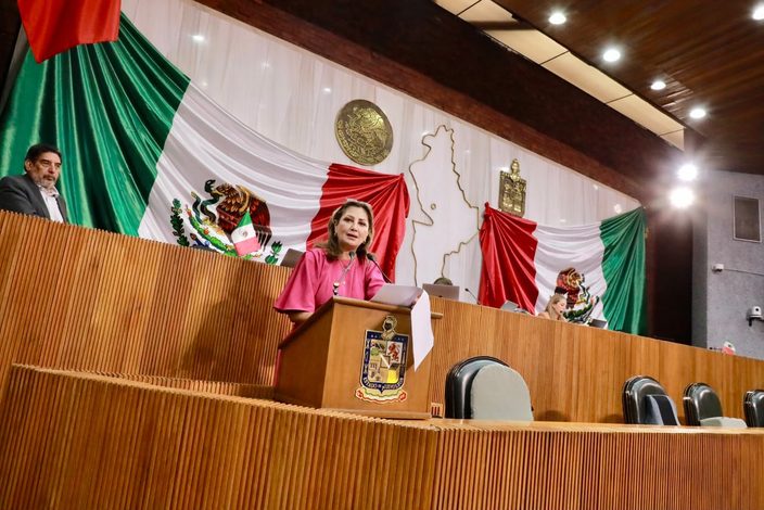  Plantea Gabriela Govea reconocer a deportistas campeones de Apodaca