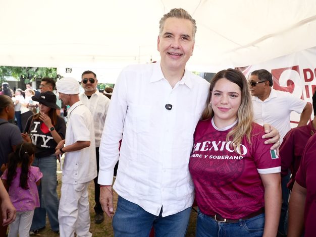  Nuevas reglas sobre celulares requieren preparar a escuelas y familias: Waldo