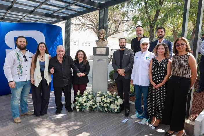  Recuerda San Pedro a Mauricio Fernández a un año de su partida