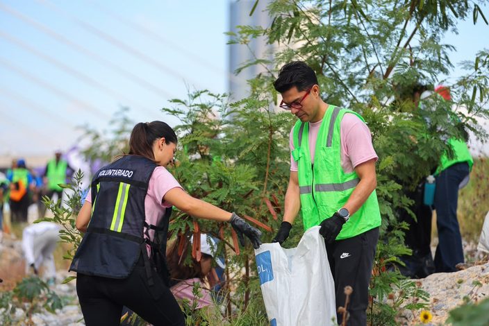  Impulsa San Pedro acciones de cuidado ambiental con jornada de reciclaje y limpieza del Río Santa Catarina