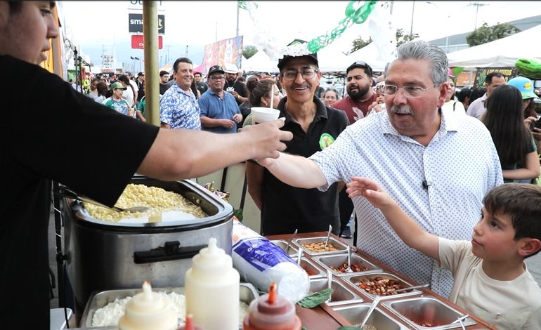  DISFRUTAN EN ESCOBEDO FESTIVAL DEL ELOTE