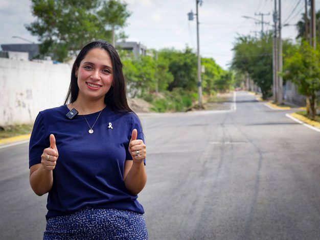  De terracería a una vialidad segura: Mónica Oyervides entrega obra integral en Cuco Sánchez