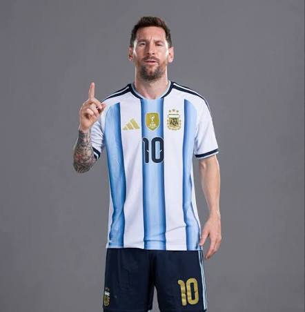  Messi se convierte oficialmente en nuevo propietario del Eldense